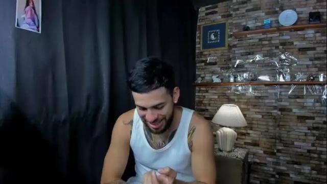 Image 6 of mia_and_vincentt Stream on Chaturbate on 1 month ago