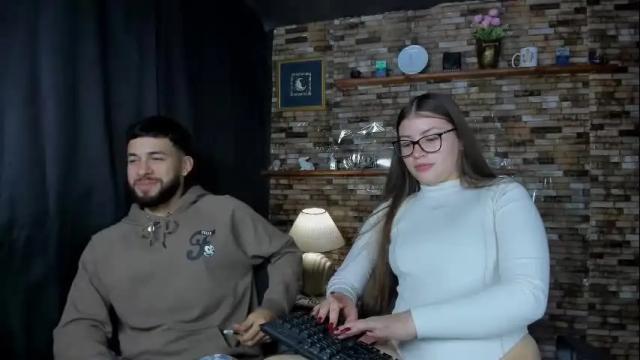Image 7 of mia_and_vincentt Stream on Chaturbate on 27 days ago