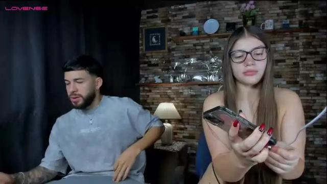 Image 4 of mia_and_vincentt Stream on Chaturbate on 19 days ago