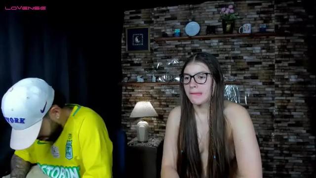 Image 4 of mia_and_vincentt Stream on Chaturbate on 1 month ago