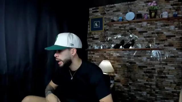 Image 10 of mia_and_vincentt Stream on Chaturbate on 1 month ago