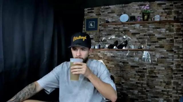 Image 7 of mia_and_vincentt Stream on Chaturbate on 1 month ago