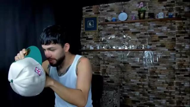 Image 3 of mia_and_vincentt Stream on Chaturbate on 23 days ago