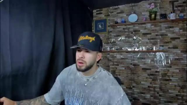 Image 3 of mia_and_vincentt Stream on Chaturbate on 2 months ago