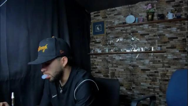 Image 4 of mia_and_vincentt Stream on Chaturbate on 1 month ago