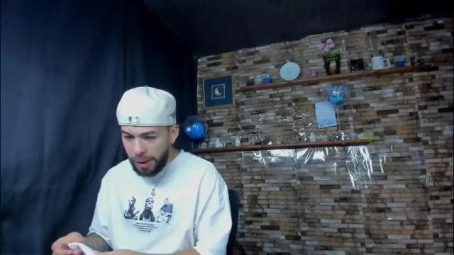 Image 3 of mia_and_vincentt Stream on Chaturbate on 2 days ago