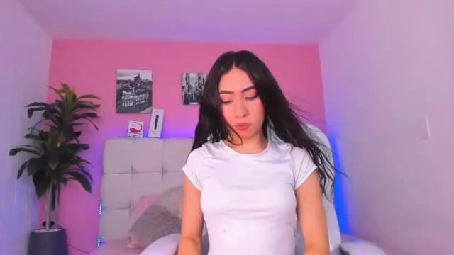 Image 4 of mia_andersohn Stream on Chaturbate on 14 months ago