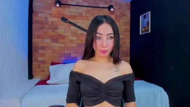 Image 2 of mia_andersohn Stream on Chaturbate on 13 months ago