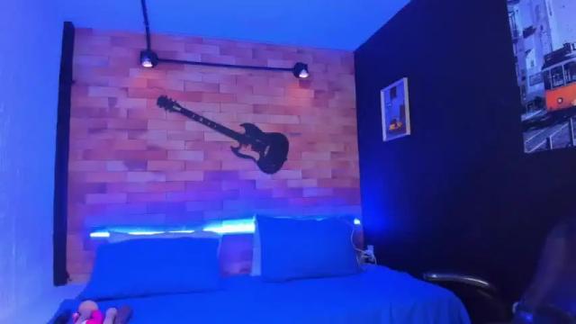 Image 10 of mia_andersohn Stream on Chaturbate on 13 months ago