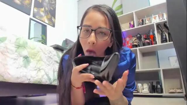 Image 4 of mia_backer1 Stream on Chaturbate on 1 month ago