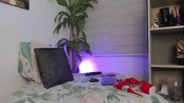 Image 12 of mia_backer1 Stream on Chaturbate on 1 month ago