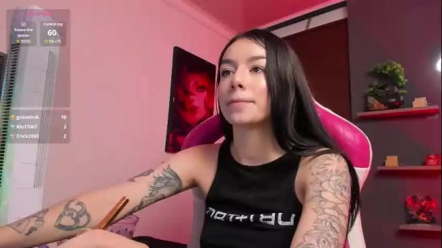 Image 3 of mia_baker_1 Stream on Chaturbate on 5 months ago