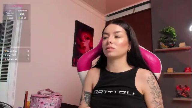 Image 6 of mia_baker_1 Stream on Chaturbate on 5 months ago