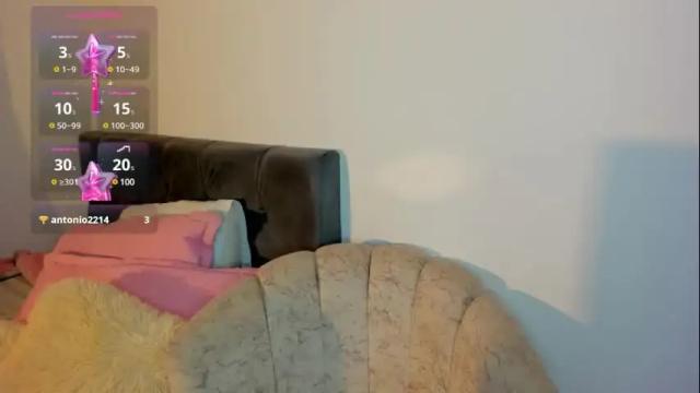 Image 12 of mia_blaiir Stream on Chaturbate on 11 days ago