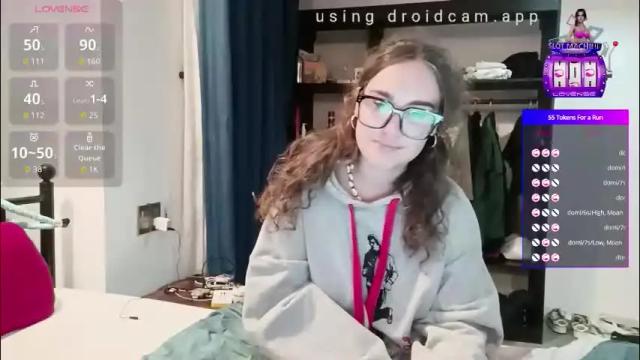 Image 4 of mia_boone Stream on Chaturbate on 2 months ago