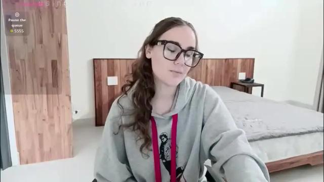 Image 10 of mia_boone Stream on Chaturbate on 15 days ago