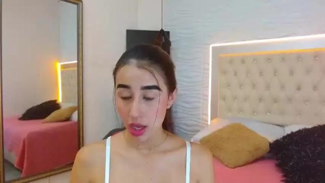 Image 7 of mia_brown2 Stream on Chaturbate on 19 months ago