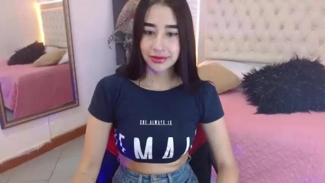 Image 2 of mia_brown2 Stream on Chaturbate on 19 months ago