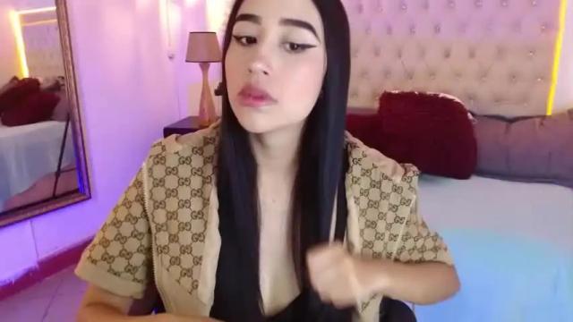 Image 4 of mia_brown2 Stream on Chaturbate on 18 months ago