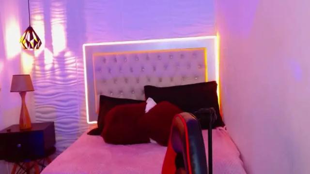 Image 2 of mia_brown2 Stream on Chaturbate on 18 months ago