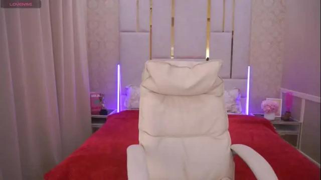 Image 4 of mia_burka Stream on Chaturbate on 4 months ago