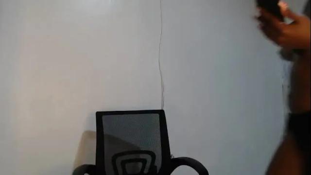 Image 10 of mia_c102130 Stream on Chaturbate on 1 month ago
