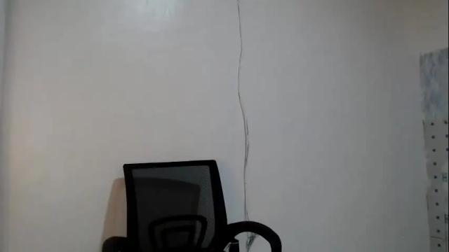 Image 6 of mia_c102130 Stream on Chaturbate on 12 days ago