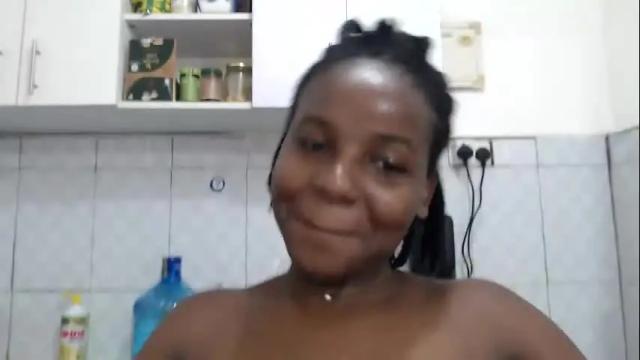 Image 2 of mia_c102130 Stream on Chaturbate on 10 days ago