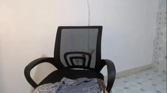 Image 11 of mia_c102130 Stream on Chaturbate on 23 days ago
