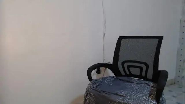 Image 12 of mia_c102130 Stream on Chaturbate on 18 days ago