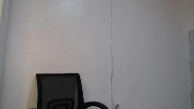 Image 6 of mia_c102130 Stream on Chaturbate on 18 days ago