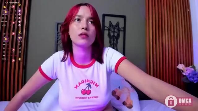 Image 11 of mia_caceres Stream on Chaturbate on 19 months ago