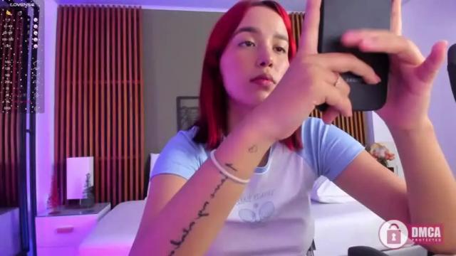 Image 3 of mia_caceres Stream on Chaturbate on 19 months ago