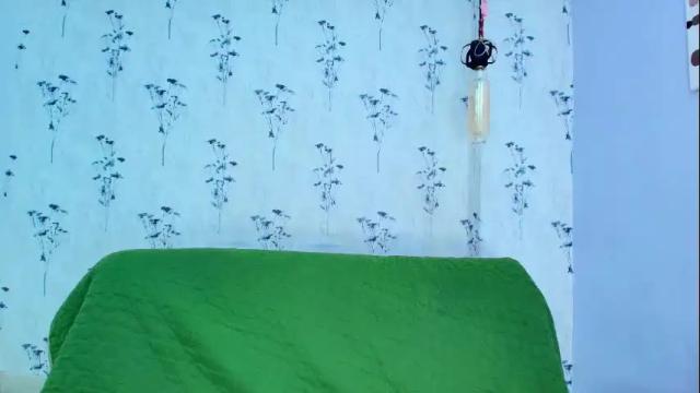 Image 7 of mia_candy_0 Stream on Chaturbate on 27 days ago