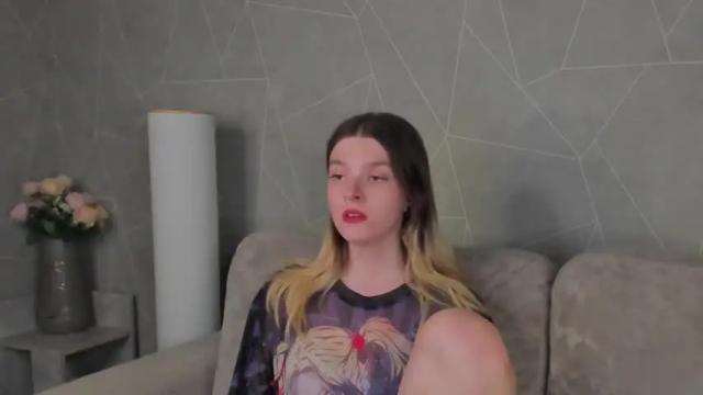 Image 7 of mia_chi Stream on Chaturbate on 13 months ago