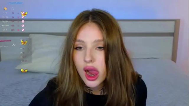 Image 3 of mia_chill Stream on Chaturbate on 1 month ago