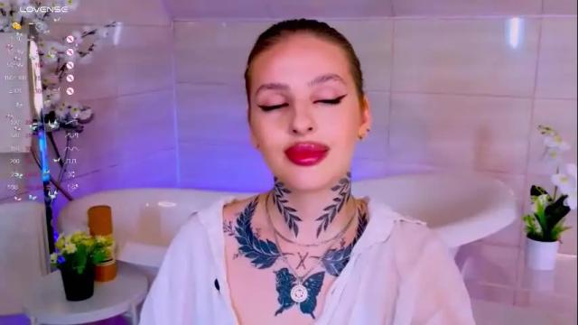 Image 2 of mia_chill Stream on Chaturbate on 1 month ago
