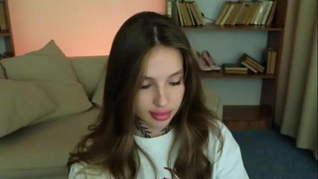 Image 11 of mia_chill Stream on Chaturbate on 6 months ago