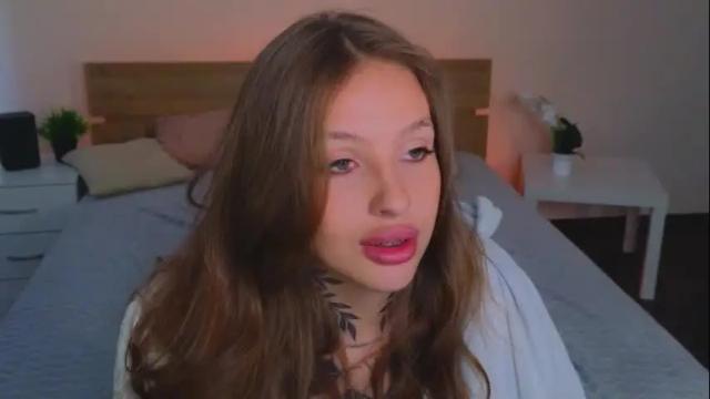 Image 4 of mia_chill Stream on Chaturbate on 6 months ago