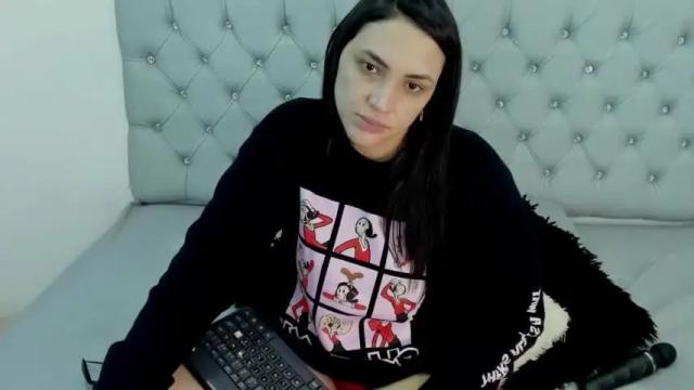 Image 4 of mia_coleman372 Stream on Chaturbate on 20 months ago
