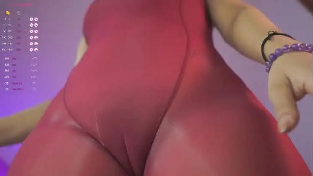 Image 3 of mia_coliin Stream on Chaturbate on 1 month ago