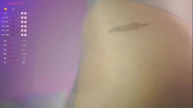 Image 12 of mia_coliin Stream on Chaturbate on 23 days ago