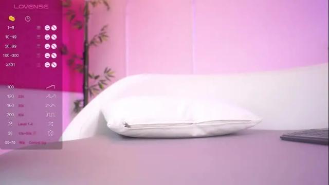 Image 10 of mia_coliin Stream on Chaturbate on 2 days ago