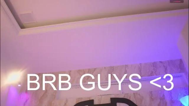 Image 10 of mia_coliin Stream on Chaturbate on 9 days ago