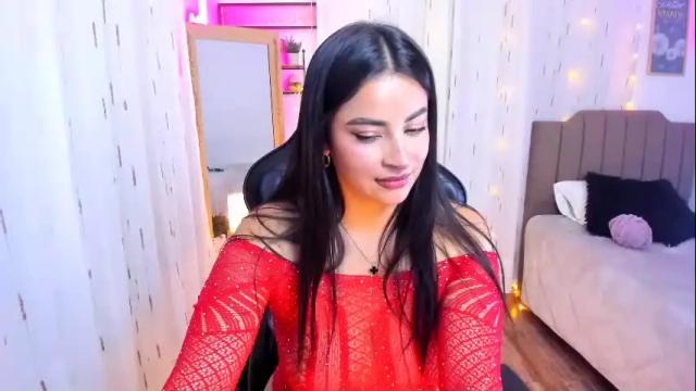 Image 4 of mia_dahdal Stream on Chaturbate on 7 months ago