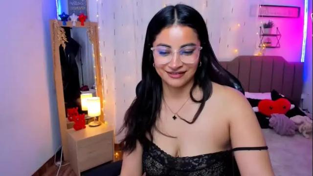 Image 8 of mia_dahdal Stream on Chaturbate on 6 months ago