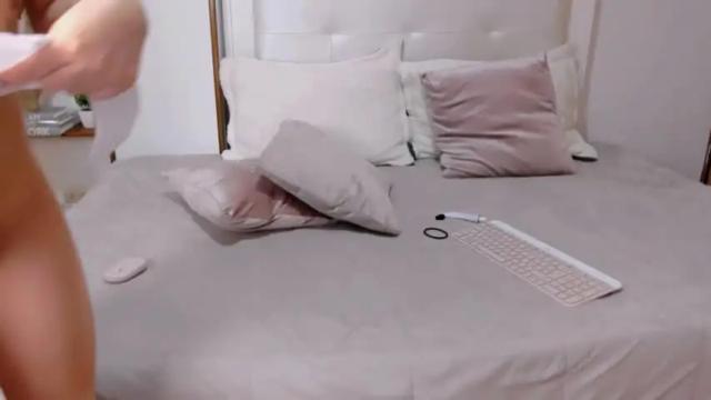 Image 10 of mia_daniellshot Stream on Chaturbate on 18 months ago
