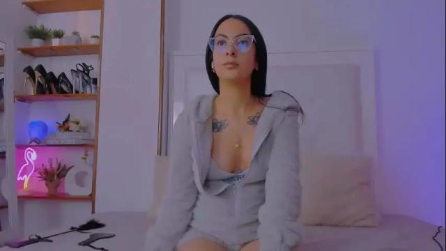 Thumbnail 2, mia_daniellshot's Stream at Chaturbate, 3 months ago
