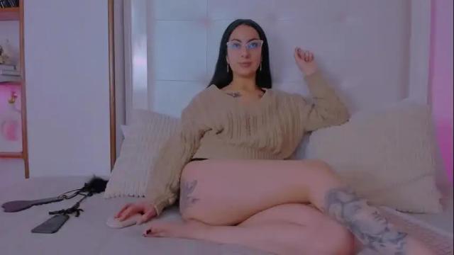 Image 7 of mia_daniellshot Stream on Chaturbate on 3 months ago