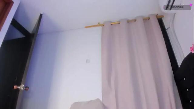 Image 11 of mia_depp Stream on Chaturbate on 5 days ago